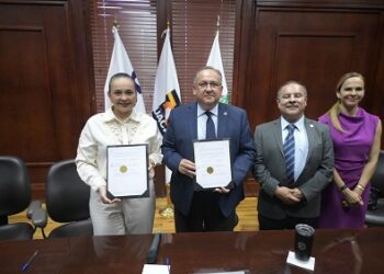 Firman UACH y la Universidad Simón Bolívar de Colombia convenio para doble titulación en ingenierías.