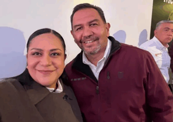 Saluda Pérez Cuéllar a Ariadna Montiel durante gira presidencial en Ciudad Juárez