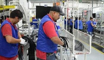 ¡32 meses de caída!, lleva empleo de maquilas