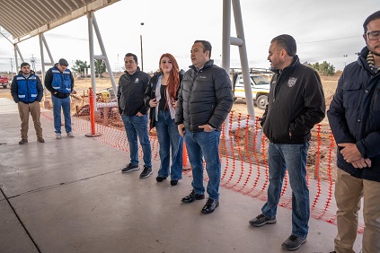 Supervisa Jesús Valenciano obra de gradas del Cobach 13 con recursos del Presupuesto Participativo