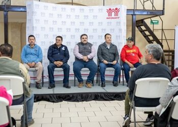 Formalizan Infonavit y Municipio de Delicias liberación de escrituras en beneficio de 100 familias