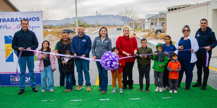 Entrega Miriam Soto obra de pavimentación de Calle 5ª Sur en Nuevo San Lucas