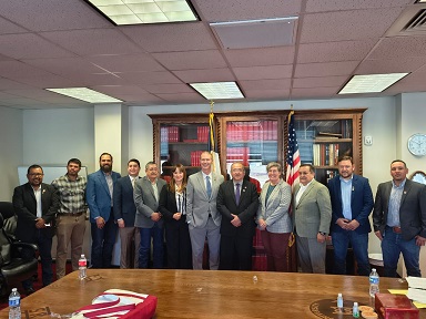 Firma UACH convenio académico con Sul Ross State University, de Texas.