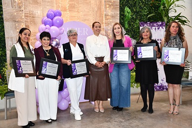 Reconocen a mujeres destacadas de Aldama