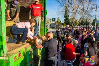 Más de 400 familias meoquenses beneficiadas con apoyos alimentarios: Miriam Soto