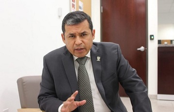 Que se separe Daniela, usa al PAN para candidatura; a Santiago en el PAN nadie lo quiere: Luís Villegas