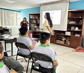 Imparte Gobierno de Meoqui taller sobre violencia de género a 70 alumnos de primaria