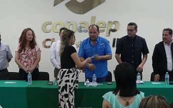 Entrega Conalep 340 becas para certificación de inteligencia artificial