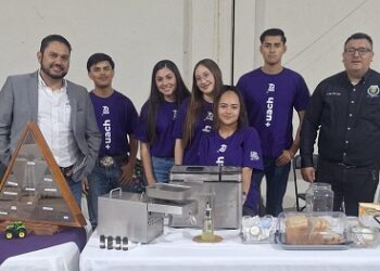 Participa FCAyF-UACH en Feria Agroalimentaria e Innovación Sustentable
