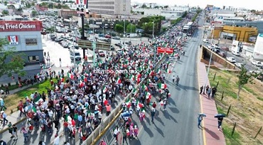¡20 mil participaron en marcha!, asegura Morena