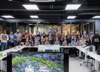 Investigadores de la UACH colaboran en el libro Paleta Vegetal