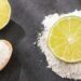 Mezclar cáscara de limón con bicarbonato: para qué sirve y por qué lo recomiendan