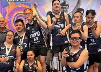 Obtienen bicampeonato estudiantes de Deporte Adaptado de la FCCF-UACH en baloncesto.