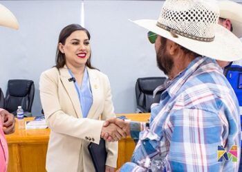 «En Meoqui abrimos 38 convocatorias de apoyo al campo»: Miriam Soto