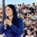 Encabezó la alcaldesa Lucy Marrufo la distribución de útiles escolares ayer en Escuela Secundaria Federal.