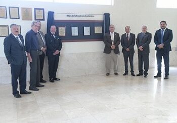 Reconocen calidad educativa de la FMyCB-UACH con certificaciones nacionales