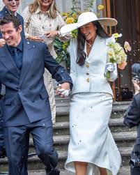 ¡Bellos! Contrajeron Dua Lipa y Callum Turner matrimonio