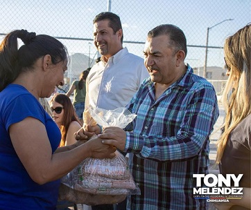 Las madres son el corazón de cada familia; Tony Meléndez felicita y reconoce el esfuerzo y dedicación de las mamás