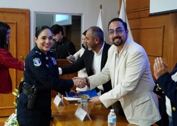Meoqui cuenta ya con 5 mediadores de conflictos certificados por CEMASC