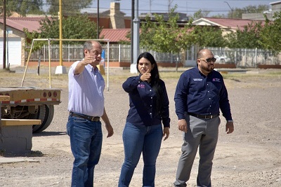 Lucy Marrufo impulsa obras deportivas y comunitarias en Ojinaga
