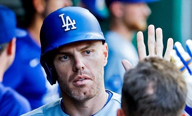 Explota ofensiva de los Dodgers con rally de 10 carreras vs Piratas