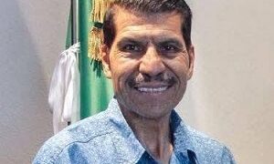 El alcalde Armando Reyes gestiona mejoras en agua y saneamiento ante Mario Mata