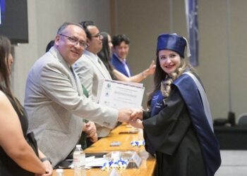 Celebra UACH graduación de generación 2022-2026 de la Facultad de Enfermería y Nutriología.