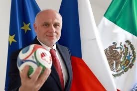 Fe condujo a Chequia al Mundial; a renovarla contra México