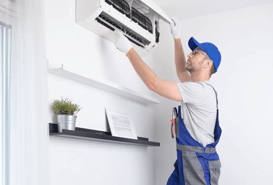 Cómo bajar la factura de la luz sin apagar el aire acondicionado este verano