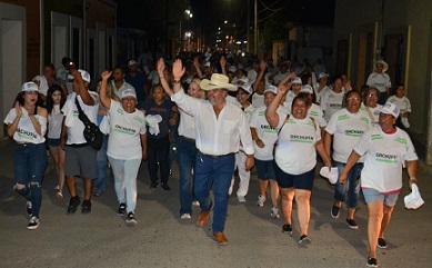 “El Gachupín” vence con el 49.3% de los votos tras una campaña de propuestas frente a los ataques
