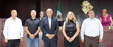 Asume Ernesto Avilés Mercado la presidencia del colegio de juristas “Jorge Mazpulez Pérez”