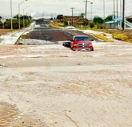 Lluvias de ayer provocaron algunas inundaciones en Presidio