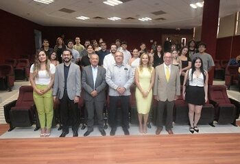 Despide UACH a estudiantes que realizarán movilidad académica en el semestre 2026.2.