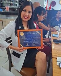 Abogada de Gobierno de Meoqui recibe reconocimiento como Servidora Pública Colegiada del Año