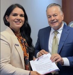 Lucy Marrufo gestiona ante Mario Vázquez  para atender crisis eléctrica