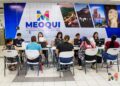 Continúa en Presidencia Municipal de Meoqui entrega de vales de uniformes y zapatos escolares