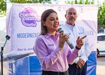 “A mí me vieron caminar por esta calle descalza y ahora está pavimentada”: Miriam Soto en entrega de calle en Las Puentes