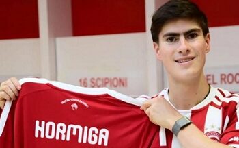 Respondió la Hormiga a críticas por fichaje con Olympiacos