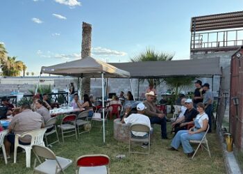 Organizan el Dr. Ubaldo Elías Páez y Cristina Villalobos la próxima visita de Cruz Pérez Cuellar a Ojinaga