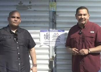 Acusa Cruz Pérez Cuéllar a Bonilla de clausurar comercios por su visita