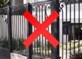Las rejas negras en el frente de casa pasaron de moda: la nueva tendencia del 2026 más elegante y segura