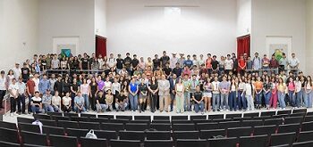 Fortalece UACH acercamiento con su comunidad durante los recorridos de bienvenida por el inicio del ciclo escolar.