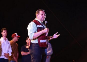 Acusa Cruz Pérez Cuéllar abandono del sur de Chihuahua por gobiernos panistas