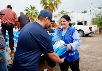 Realizaron la entrega de garrafones de agua a colaboradores de Servicios Públicos Municipales y Obras Públicas