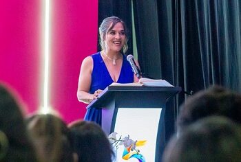 ”Cuando ponemos a la familia al centro, gobernamos con sentido humano”: Miriam Soto en 5to Informe del DIF Meoqui