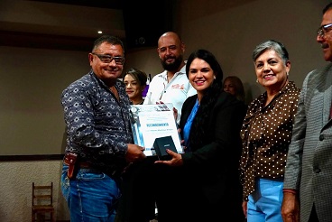 Entrega de estímulos por reconocimiento laboral