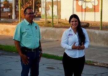 La presidenta Lucy Marrufo asistió a la Carrera de Novatos del CETis 98