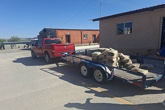 El gobierno municipal de Coyame apoya con la construcción de la iglesia de Cuchillo Parado