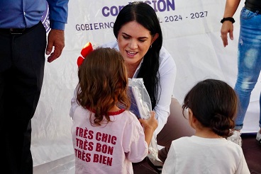 El programa Cuenta Conmigo entrego útiles escolares: Alcaldesa Lucy Marrufo