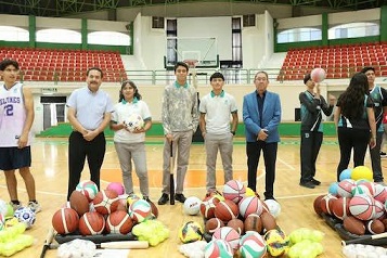 Fortalece Cobach la práctica deportiva con entrega de equipamiento